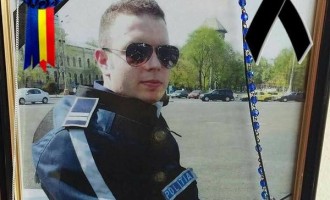 Mama polițistului Bogdan Gigină, la 5 ani de la moartea acestuia: Cinci ani goi, plini de durere, furie, revoltă, neputinţă / Istoricul dosarului în care Gabriel Oprea este acuzat de ucidere din culpă – Esential