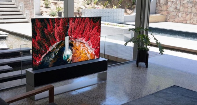 LG a lansat un televizor rulabil care costă 87.000 de dolari – IT