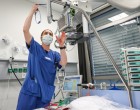 Digi24: Mărturisire dură a unui medic: De 2-3 săptămâni alegem pe cine ducem la Terapie Intensivă. Am ajuns acolo, credeați că n-am ajuns? – Esential