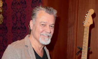 VIDEO Rockerul Eddie Van Halen a murit la 65 de ani – Magazin