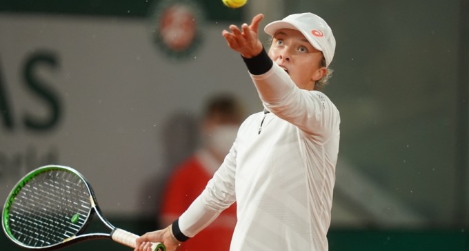 ​Roland Garros: Iga Swiatek, in semifinale după ce a pierdut doar patru game-uri împotriva Martinei Trevisan – Tenis