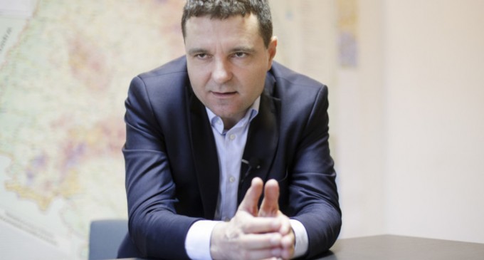 Instanța judecă luni constestațiile împotriva validării mandatului lui Nicușor Dan. El speră să fie instalat joi sau vineri – Esential