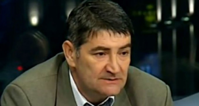 Reamintim ca – ziarul Incisiv de Prahova a lansat o aplicatie de mobil care ofera utilizatorilor posibilitatea sa gaseasca toate stirile importante intr-un singur loc/Ne respectam pentru ca va respectam!