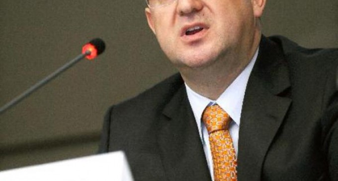 Dosarul în care Sorin Blejnar este acuzat că a primit mită 1,2 milioane de euro, retrimis la DNA de către instanță – Esential