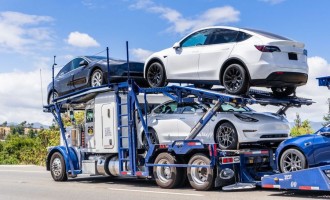 O Tesla în valoare de peste 50.000 de euro, furată în Norvegia, a fost găsită în Suceava – Esential