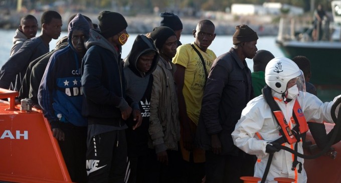 „Situație dezastruoasă”: Cum au ajuns Insulele Canare noua rută a migrației în Europa – International