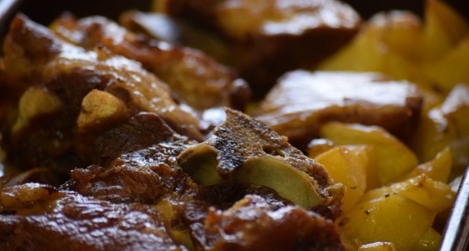 România, condamnată la CEDO pentru că nu a oferit mâncare fără carne de porc unor deținuți ce s-au declarat musulmani – Esential
