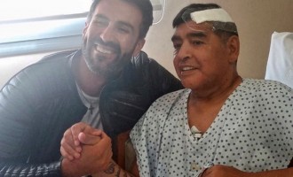 Diego Maradona a fost externat / Prima poză cu argentinianul după ce a fost operat pe creier – Fotbal