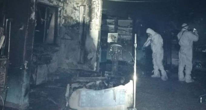 Spitalul din Piatra Neamț nu avea aviz de la DSP pentru reconfigurarea secției ATI și mutarea pacienților de la etajul 3 la etajul 2, unde s-a produs incendiul – Sanatate