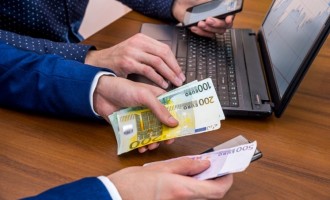 Finanțări de 50.000 Euro pentru startup-uri care creează aplicații B2B, printr-un accelerator de afaceri european