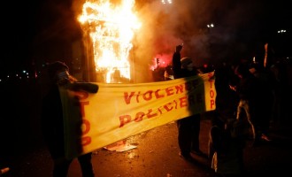 ​​VIDEO Franța: Violențe izbucnite la Paris în timpul protestelor față de un controversat proiect de lege privind „securitatea globală” – International