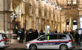 Atacul terorist din Viena: serviciile secrete fuseseră prevenite de slovaci că atacatorul voia să cumpere muniție – International