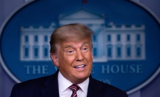 Curtea Supremă a SUA blochează două acţiuni judiciare împotriva lui Donald Trump – International