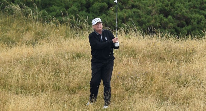 Trump în Mar-a-Lago: Opt zile de golf, mesaje pe Twitter și furie – International