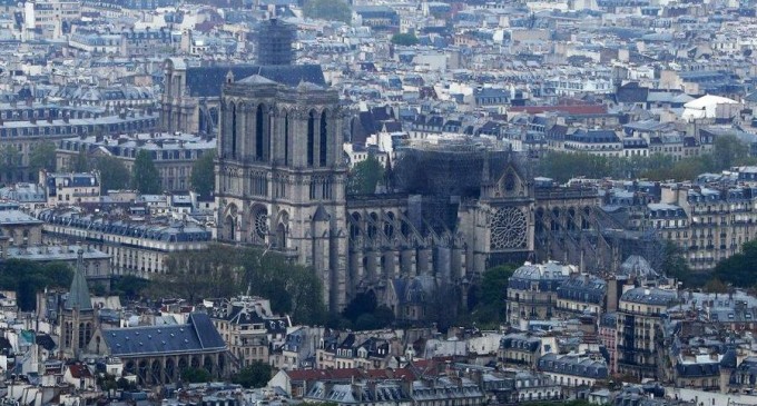 Crăciun la Notre-Dame: Primul concert după incendiul din primăvara anului trecut VIDEO – Esential