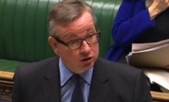 Regatul Unit are mai mulţi cetăţeni ai UE decât unele ţări din blocul comunitar, spune Michael Gove – International