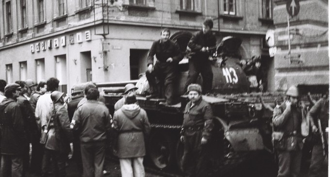 ​FOCUS: 21 decembrie – începutul Revoluției la București – Esential