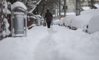 ANM: Cod portocaliu de viscol şi ninsoare în 10 judeţe, în zonele montane/ CNAIR: Facem apel la șoferi să plece la drum doar dacă au mașinile echipate pentru condiţii de iarnă – Esential