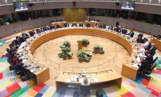 Summit UE: Cei douăzeci și șapte la căpătâiul unei Europe care abia mai suflă – International