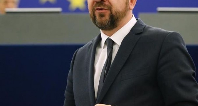 Preşedintele Consiliului European, despre un „paşaport de vaccinare”: Nu e momentul acum / Nu exclude ca pe viitor să poată călători în UE doar cei vaccinați împotriva COVID – Coronavirus