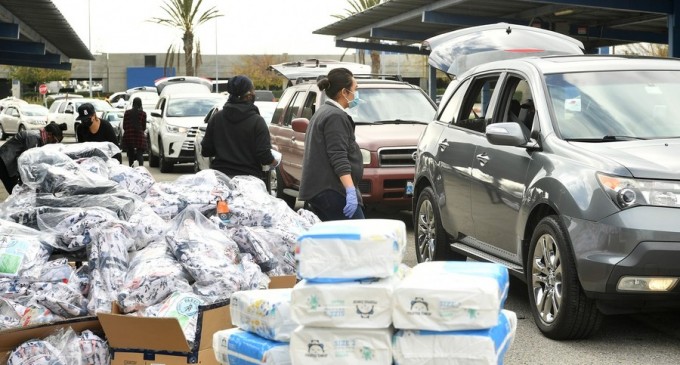 Coronavirus: Tot mai mulți americani fură alimente și produse pentru copii / Numărul persoanelor care se confruntă cu nesiguranța alimentară în SUA a depășit 50 de milioane – Coronavirus