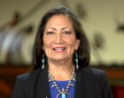 Biden o va numi pe nativa Deb Haaland in fruntea ministerului resurselor naturale – International