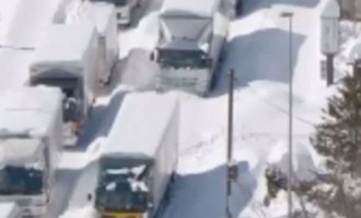VIDEO Japonia: 1.000 de oameni au rămas blocați peste noapte pe autostradă într-o coadă de 15 km – International