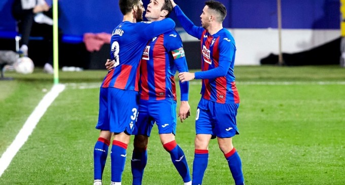 VIDEO Real Madrid, victorioasă pe terenul lui Eibar – Kike Garcia, super execuție contra galacticilor – Fotbal