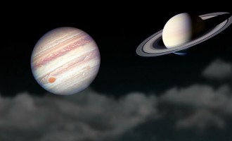 Jupiter și Saturn, portretul celor mai mari două planete din sistemul solar și sateliții lor super-interesanți – Spatiul