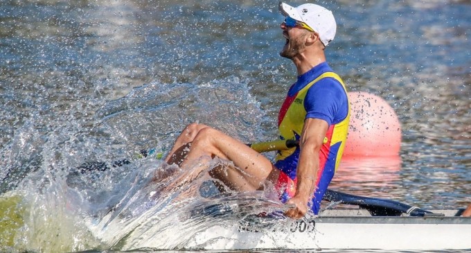 FOTO Sacrificiul unui campion european – Cum arată palmele unui canotor de la Steaua după 24 de km de vâslit – Alte sporturi