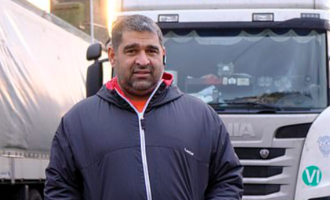 Mărturia unui șofer român de tir, blocat de Crăciun în Marea Britanie: Mi-e dor de soție și de fiică, dar astea sunt pericolele jobului – Coronavirus