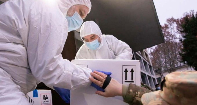 A doua tranșă de vaccinuri antiCOVID-19 ajunge marți în România. Cum vor fi împărțite cele peste 140.000 de doze – Esential