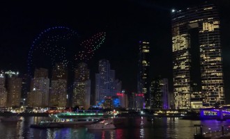 VIDEO Dubai: Show pe cer cu 300 de drone luminate – International