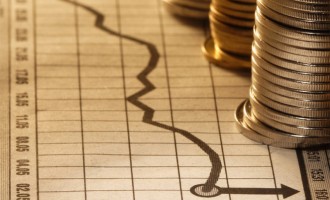 Guvernul României a cheltuit în decembrie, pe datorie, în numai 6 zile, întreaga sumă încasată de statul român pentru privatizarea Petrom!