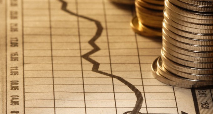 Guvernul României a cheltuit în decembrie, pe datorie, în numai 6 zile, întreaga sumă încasată de statul român pentru privatizarea Petrom!