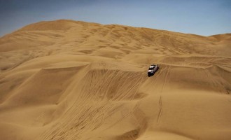 ​Raliul Dakar: Claudiu Barbu şi Marius Lupu, locul 38 în etapa a treia la categoria SSV – Motor