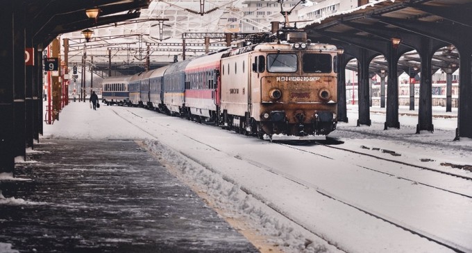 Circulația mai multor trenuri, suspendată din cauza avertizărilor de ninsoare și vânt (CFR) – Esential