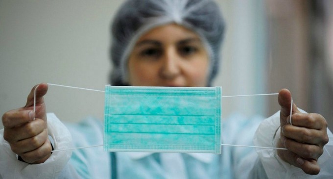 A fost creată masca „killer”. Are 5 straturi, iar cel din mijloc poate capta și neutraliza virușii primiți – Coronavirus