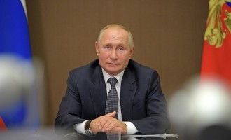 Putin încearcă să ofere partidului la putere în Rusia un impuls preelectoral, cu promisiuni de a cheltui mai mult pentru infrastructură şi sănătate – International
