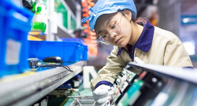 Economia Chinei a crescut peste așteptări în trimestrul patru, iar experții spun că va avea în 2021 cel mai bun an din ultimul deceniu – International
