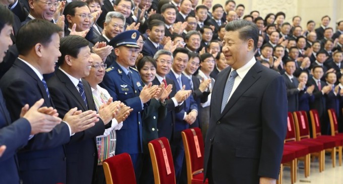 China a lansat o linie telefonică de urgență pentru reclamarea „nihilismului istoric” din mediul online – International