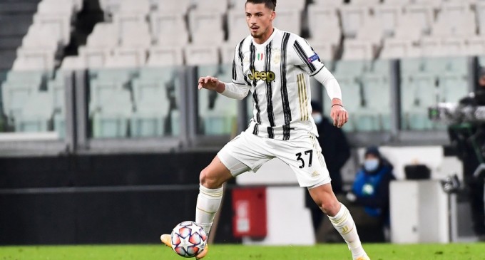 VIDEO Cu Radu Drăgușin (18 ani) integralist, Juventus s-a calificat în sferturile Cupei Italiei – Fotbal