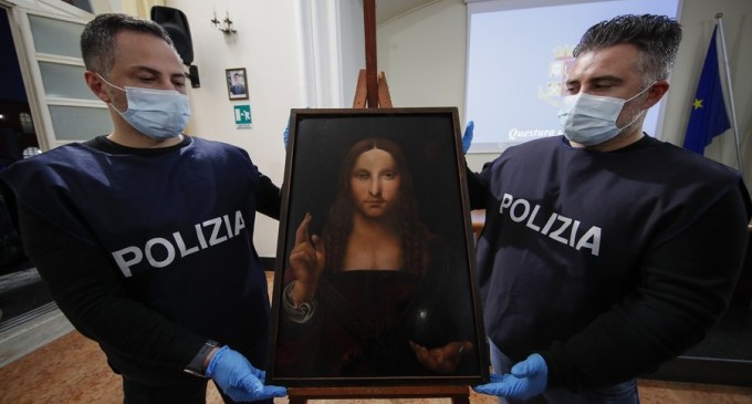 O copie din secolul XVI a lui „Salvator Mundi”, cel mai scump tablou din lume, a fost recuperată de poliția italiană / Povestea din spatele operei de artă – International