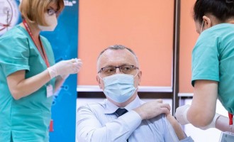 Ministrul Educației: 120.000 de angajați din învățământ vor avea prioritate la vaccinare înainte de 8 februarie – Educatie