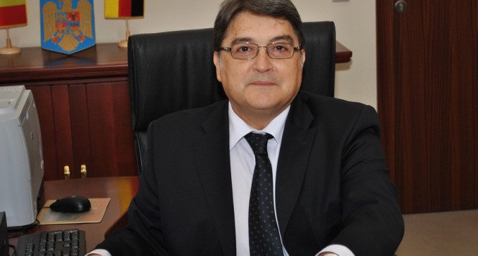Prin trecut și „milionul de mesageri români din Germania, ne leagă de această țară și germani un extraordinar patrimoniu comun”. INTERVIU cu ambasadorul României la Berlin, Emil Hurezeanu – Esential