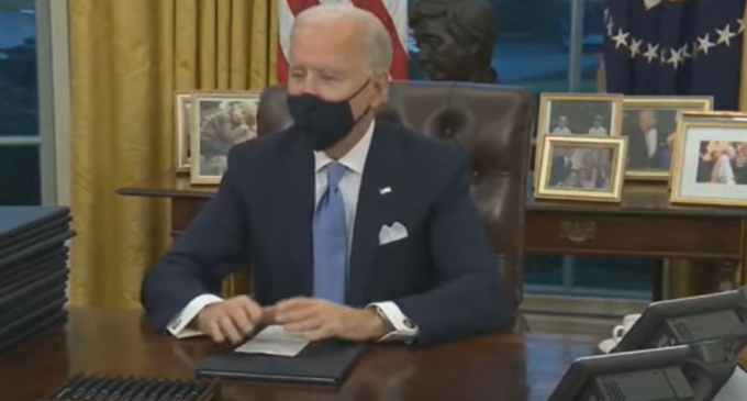 Moartea lui George Floyd: Biden se pronunță înaintea juriului și spune că dovezile sunt „copleșitoare” – International