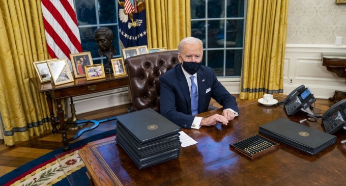 VIDEO Biden critică decizia unor guvernatori de a ridica obligativitatea purtării măștii: Ultimul lucru de care avem nevoie este o ”gândire de tip Neanderthal” – International