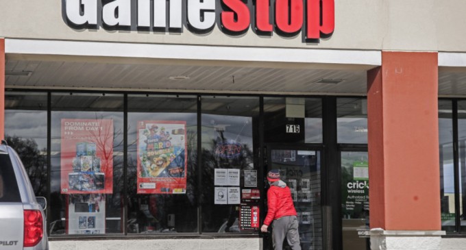 Digi 24: Fenomenul Reddit. Un elev de 10 ani a făcut profit de peste 5.000% cu acțiuni GameStop primite cadou de la mama lui – International