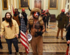 Trump nebunu’ /trage cu tunu’ /și înrăiește rațele/ și mănâncă mațele – Perspektiva