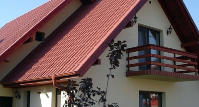 Ce fel de avantaje ai dacă alegi să construieşti un anumit tip de acoperiş?